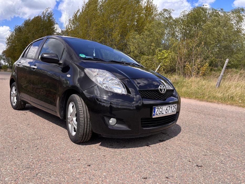 Toyota Yaris  2011