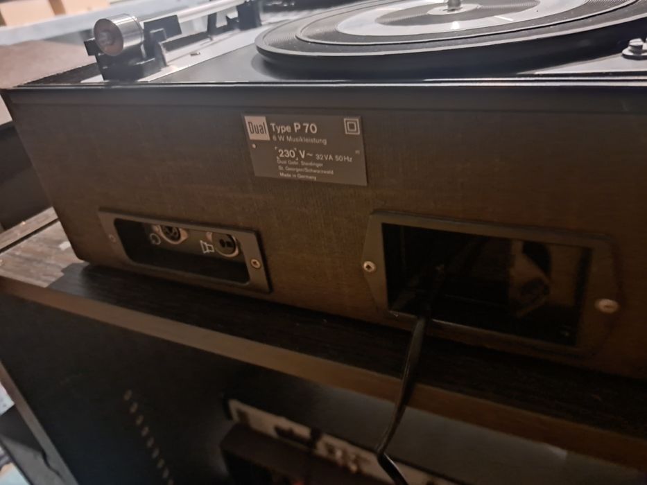 Gramofon dual P70