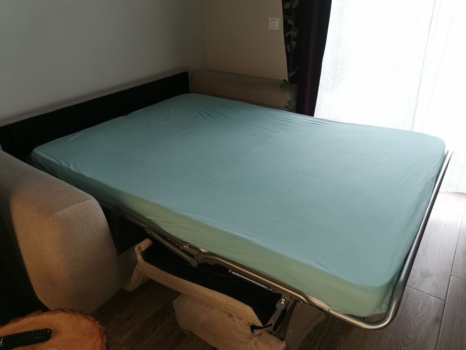 Sofa 3 osobowa, funkcja spania, włoska.