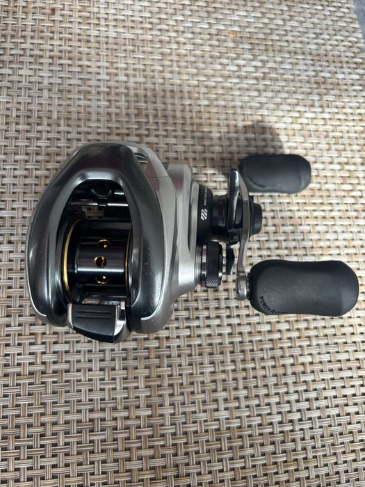 Котушка мультиплікаторна  Shimano Metanium  мульт,бейткастінгова ,кастінгова котушка  japan