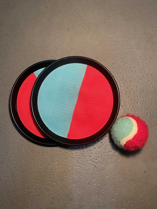 "catch ball" ou "paddle catch"