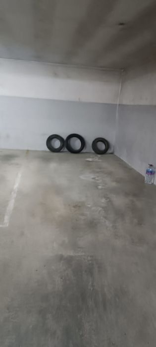Venda lugar de garagem