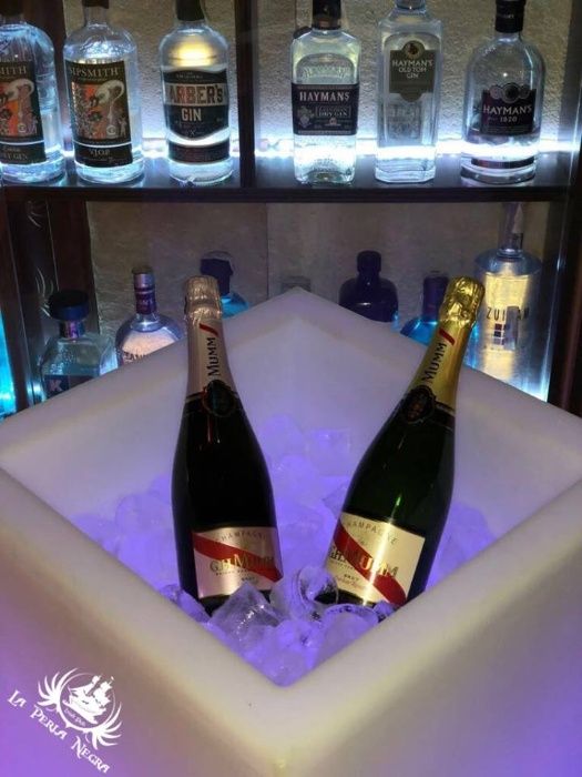 Vasos decorativos com iluminação