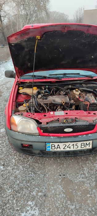 Ford courier 1.8 дизель на ходу несправний