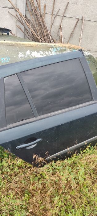 Задні праві двері, на Рено лагуна 2