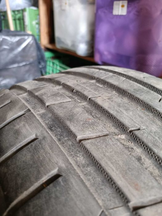 Opony Nokian 245/50/18 Runflat 4 szt