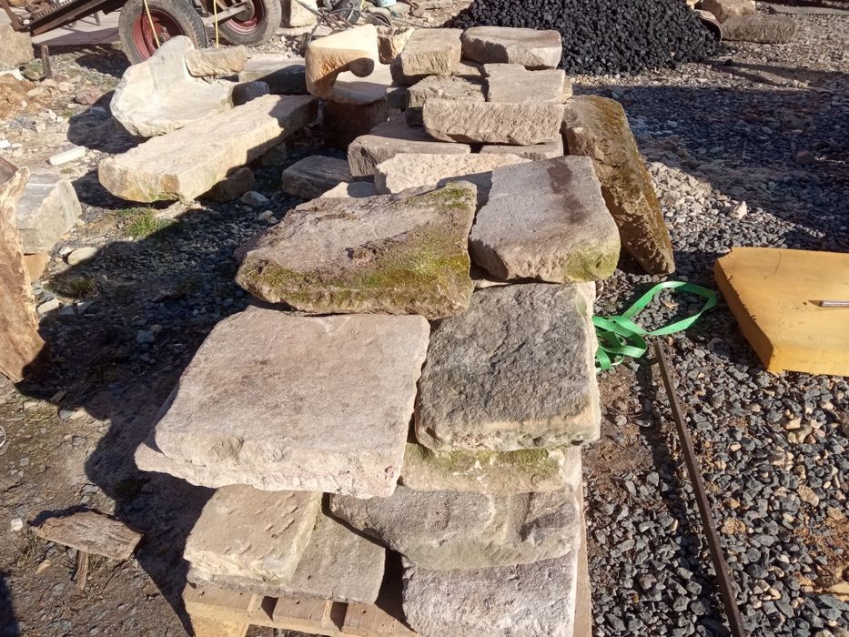 Kamień ścieżkowy płytki chodnikowe z piaskowca poniemieckiego