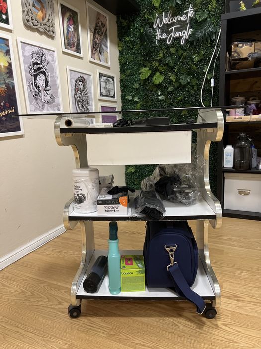 Mesa de apoio para estetica