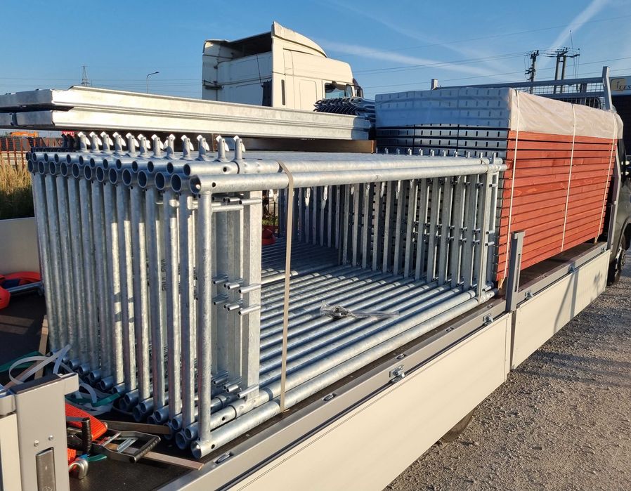 STEMPLE BUDOWLANE Sztyce Dźwigary Podpory stropowe