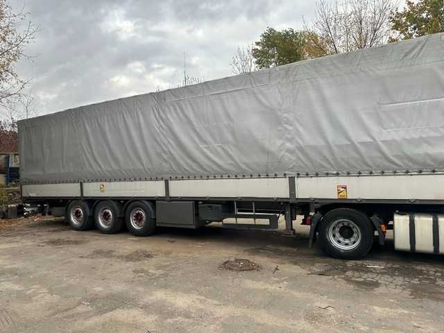 Напівпричіп Шварцмюллер