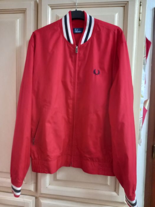 fred perry bomber tamanho S