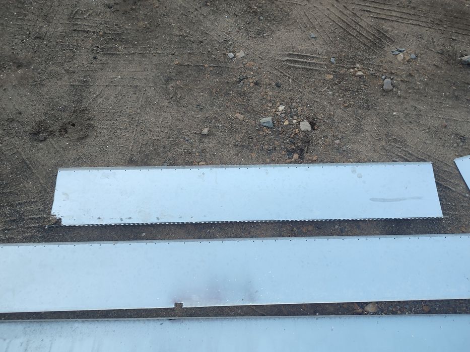 Listwa startową 22cm, 0,6 mm, 2,5mb 7 sztuk