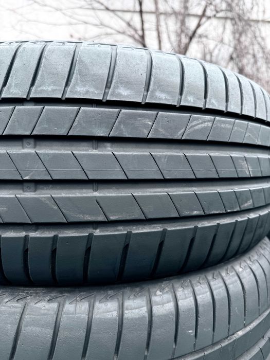 225 50 18 Bridgestone Turanza T005 90% 2023 шини Літо