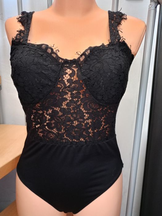 Body na ramiączkach czarne koronka suwak zatrzaski seksi Primark 38/M