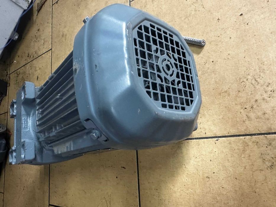 Motoreduktor , silnik, przekładnia sew 0,75 kw 44 obrotów