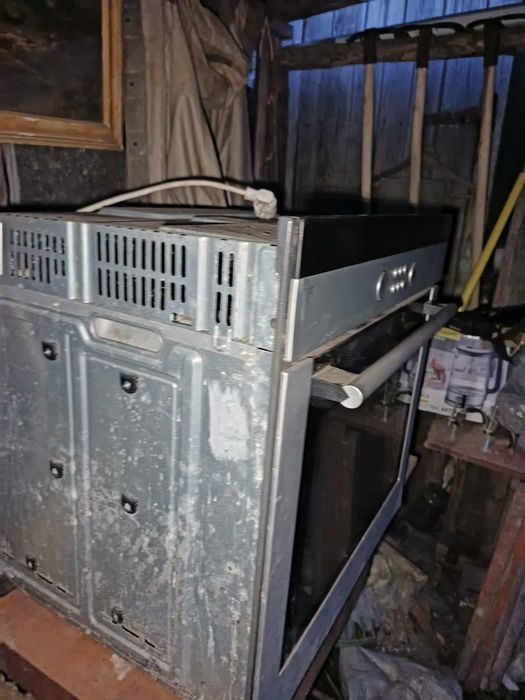 Продаю духовку Simens