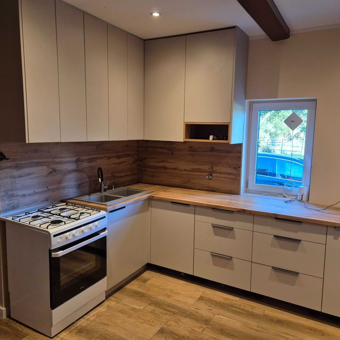 Serwis meblowy stolarz skladanie mebli