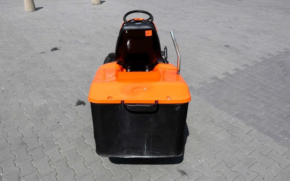 Traktorek kosiarka Oleo-Mac OM105J/22H B&S 2 Cylindry (250701.5) Baras