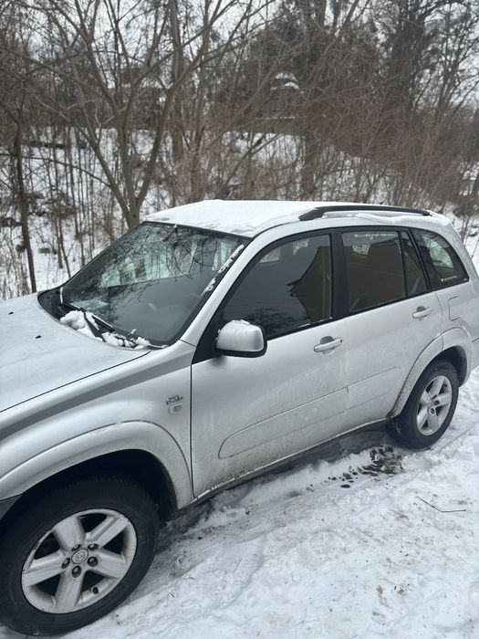 Toyota Rav4 2005. 2.0 D4d