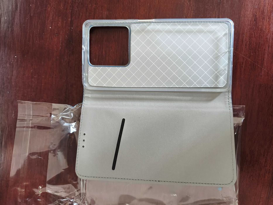 Vendo conjunto de capas e ecrã para telemóvel Xiaomi Redmi Note 13 5G