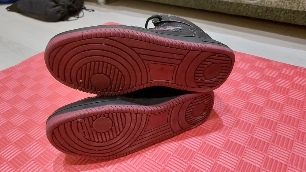 Ботинки для мальчика 37