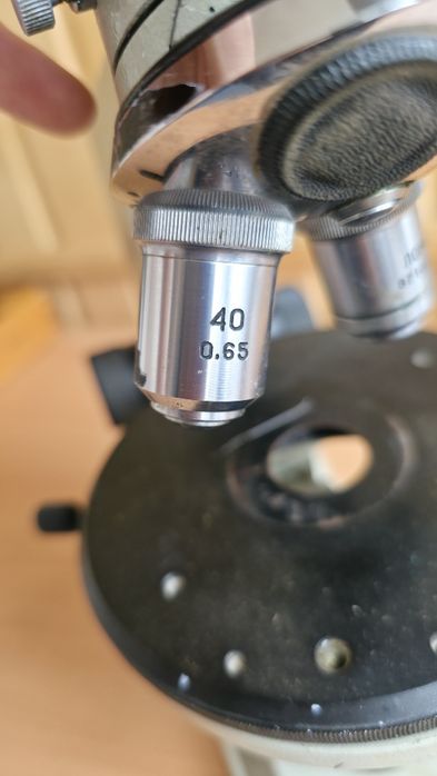 Продаю мікроскоп монокулярний