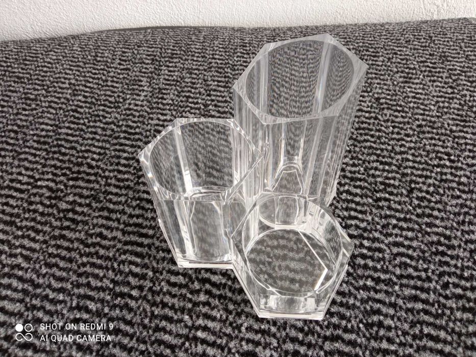 Organizador em acrílico - maquilhagem, medicação, material escolar...