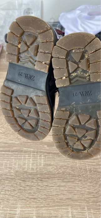 Bota de menina da zara