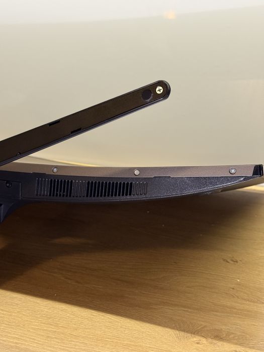 Monitor zakrzywiony Samsung 27 cali - stan idealny