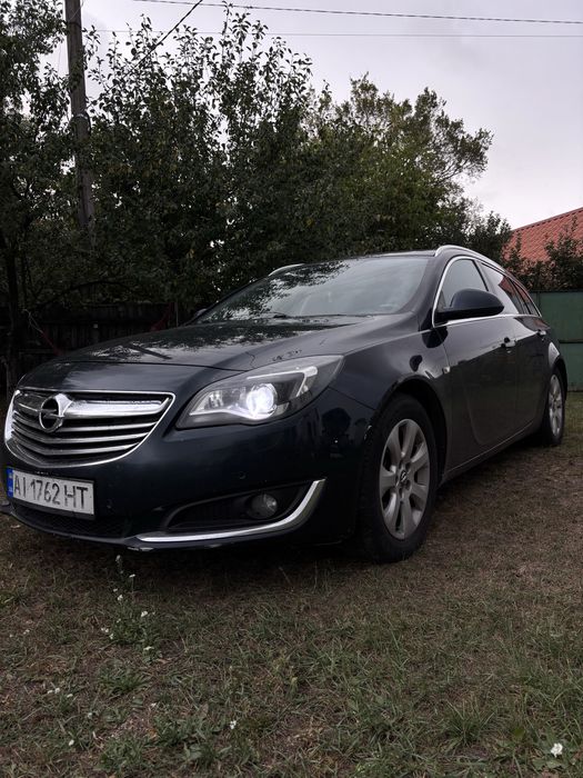 Терміново! Opel (Опель) Insignia Sports Tourer 2014
