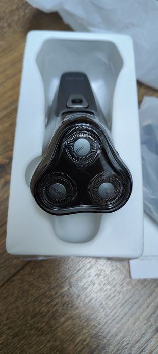 Нова електробритва ЕNCHEN Blackstone 3 D
Еnchen Blackstone
с плавающим