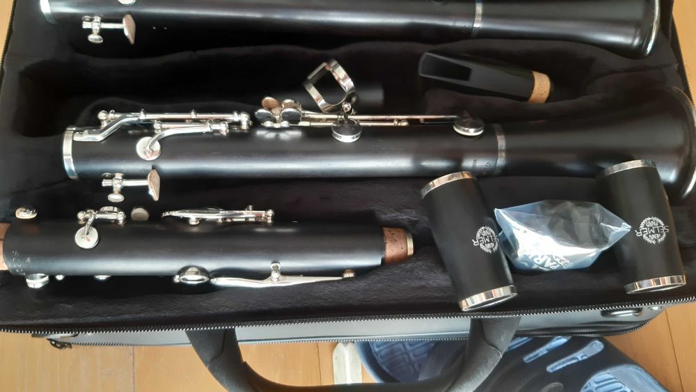 Clarinete Si bemol & Lá  Selmer Presence Evolution (made in France)