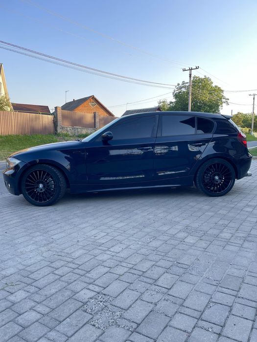 Продам BMW 120D