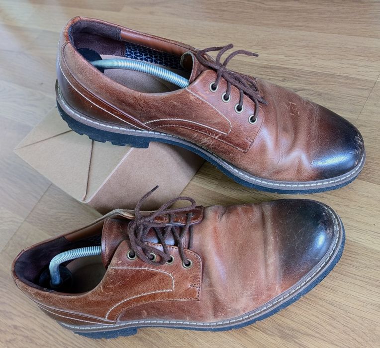 Чоловіче взуття Clarks