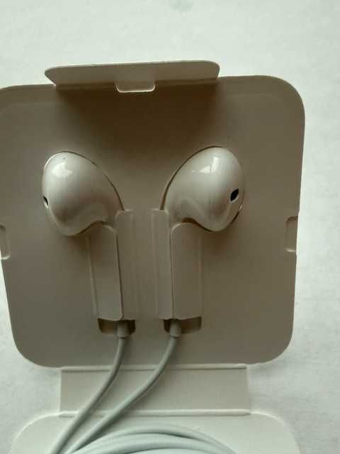 Earpods lightning apple