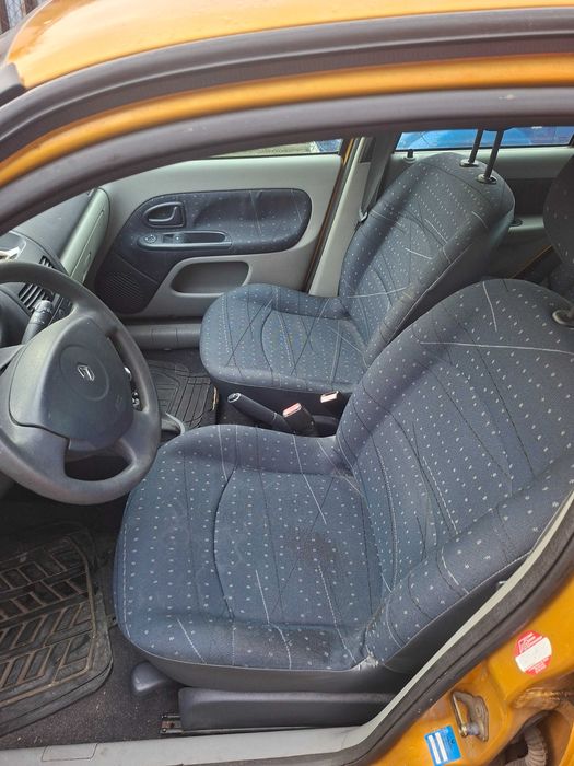 Renault clio 2003 rok