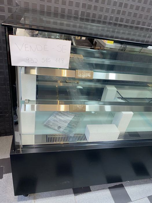 Montra Refrigerada / Vitrine Expositora Nova (1,55m x 60cm) - Pastelaria / Charcutaria