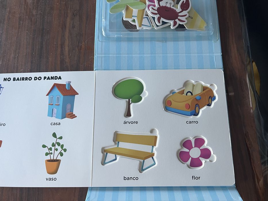Livro-puzzle Panda - as primeiras palavras
