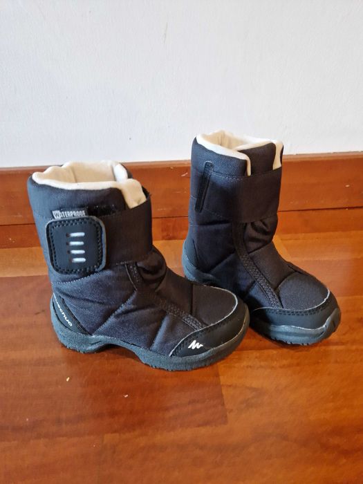Botas Neves criança tamanho 24