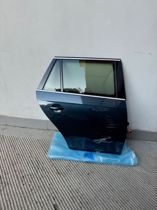 Заголовок
Volkswagen Golf 5 двері універсал 2007 LC5F