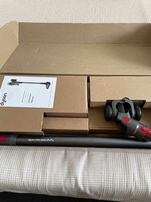 Aspirador Dyson V15s detect absokut