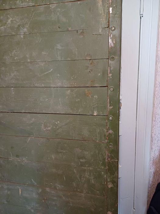 Деревянные щиты в металическом каркасе