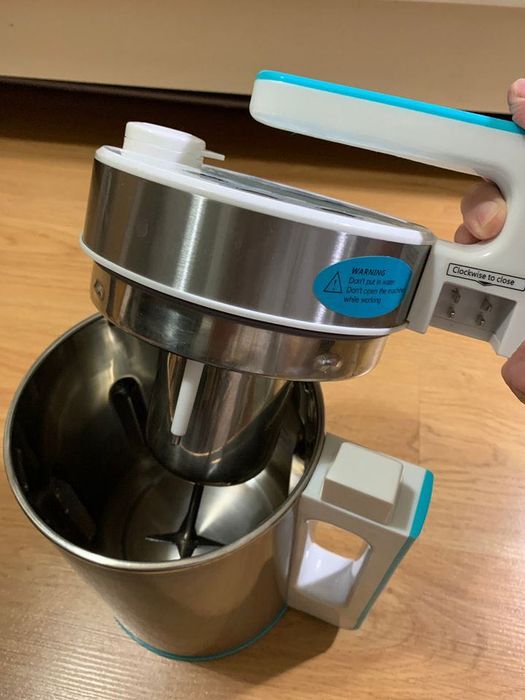 Máquina de bebidas vegetais Midzu - modelo V usada