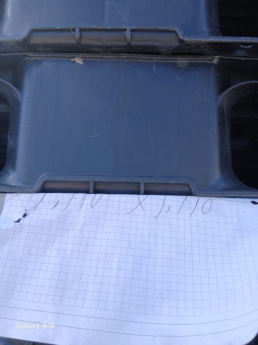 Lote de paletes de plastico