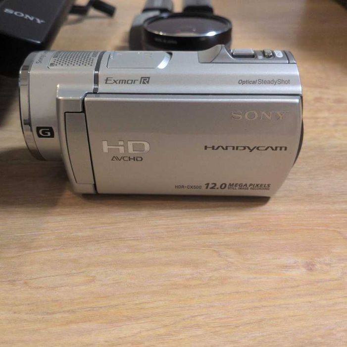 Sony Handycam HDR-CX500 – Corpo + Lente Grande Angular + Tripé