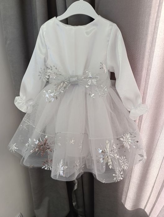 Плаття сукня біла сніжинки на 2-3 рочки