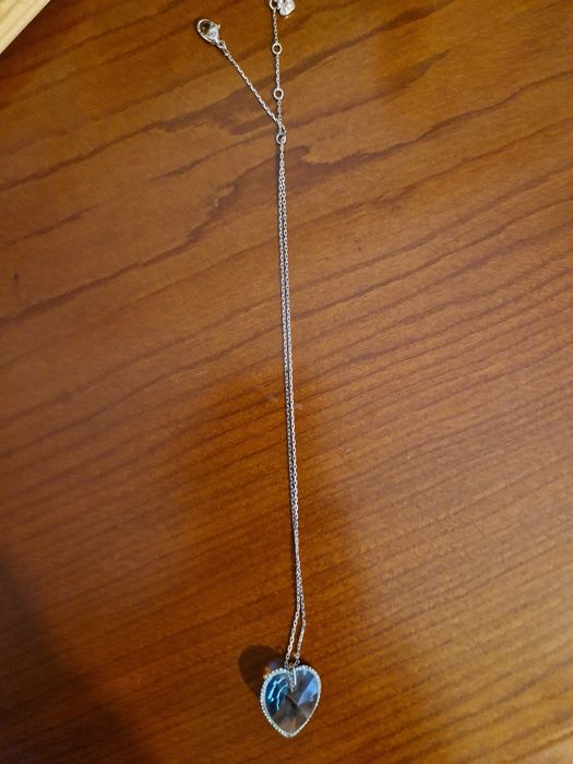 Colar SWAROVSKI com coração