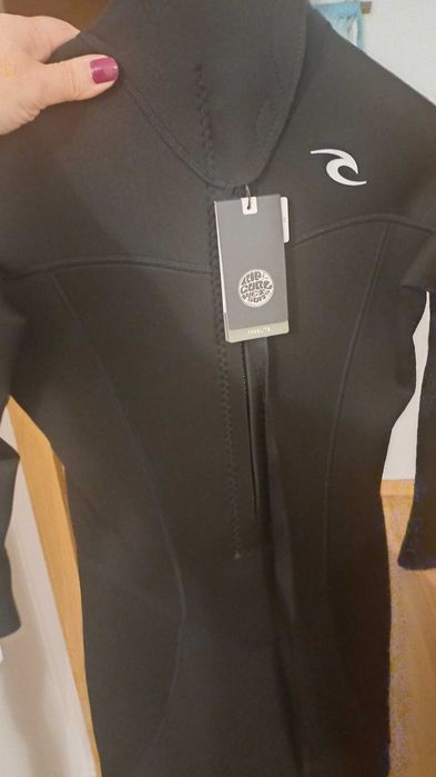 Fato surf NOVO ripcurl 10