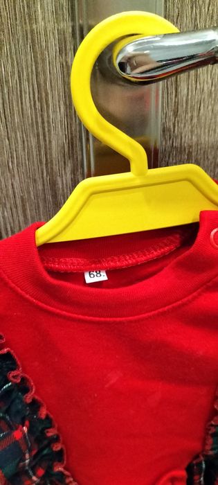 Sprzedam zestaw sukienek dla sióstr r.68 i 104
