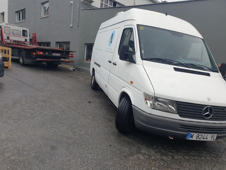 Caixa De Pré Aquecimento Mercedes-Benz Sprinter